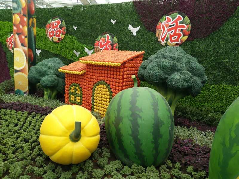 北京淡水河谷為農業嘉年華制作各種雕塑