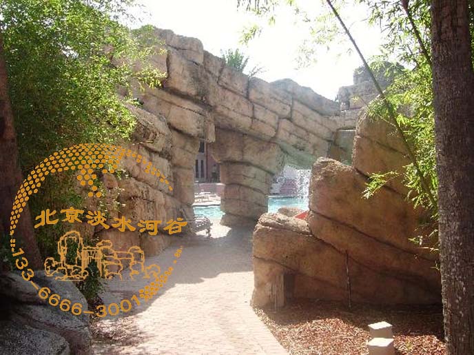 水泥假山材料與水泥假山設計的藝術性