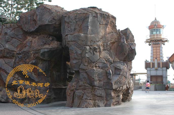 水泥假山制作風格特，富有創意的設計