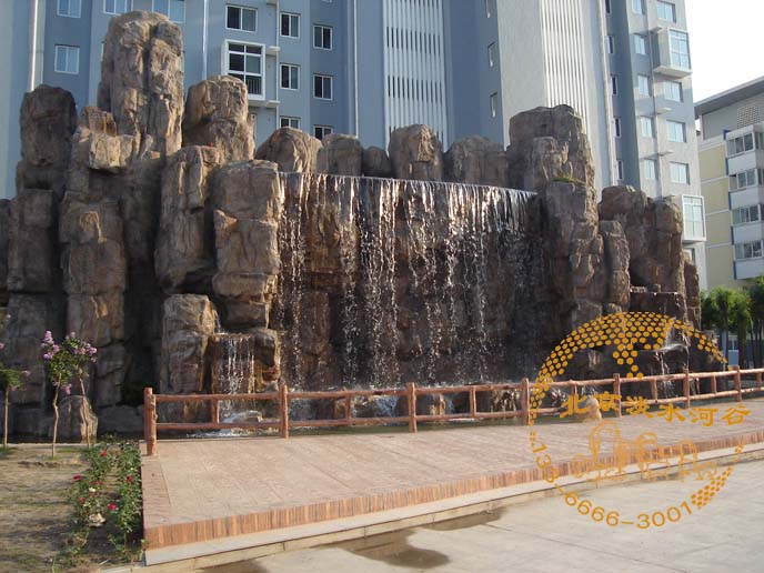 品塑石假山制作已成為園林一道美麗的風景線