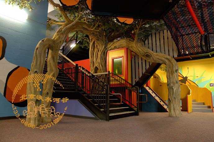 仿真榕樹廠家制作的仿真榕樹比非廠家仿真榕樹有什么區(qū)別