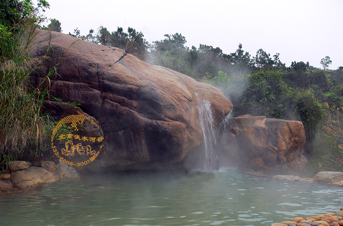 山西太原塑石假山制作－在山邊即當(dāng)護(hù)坡又當(dāng)溫泉瀑布