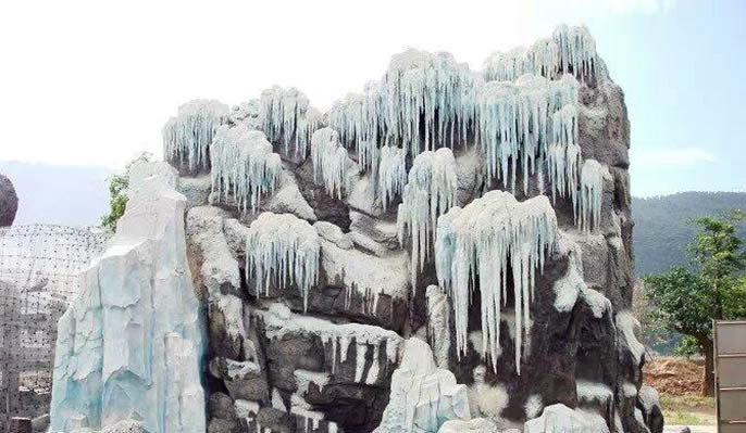 用水泥制作的人造雪山廣泛用于動物園風(fēng)景區(qū)等場所