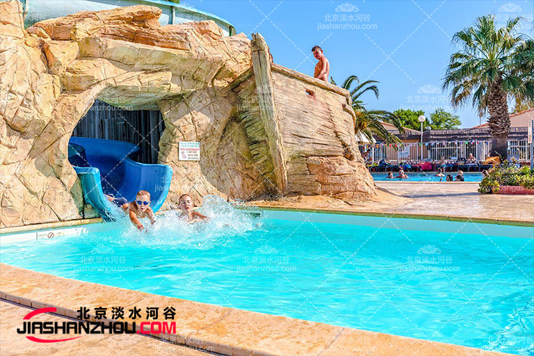 塑石假山設(shè)計制作在廈門香格里拉度假酒店令人陶醉