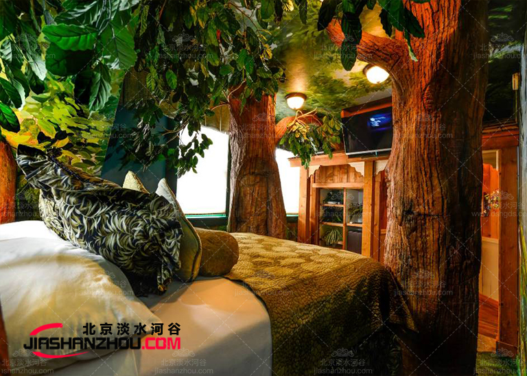 酒店室內裝飾布置選仿真樹美觀實用又時尚吸睛無數