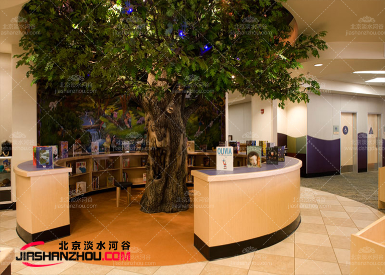 仿真樹作為暢銷裝飾產品深受廣大消費者認可