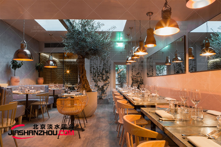 10米假樹這個廠家以特而華美的仿真樹設計聞名