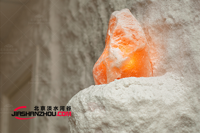 不怕日曬雨淋的天然鹽洞酒店來(lái)自中國(guó)制造