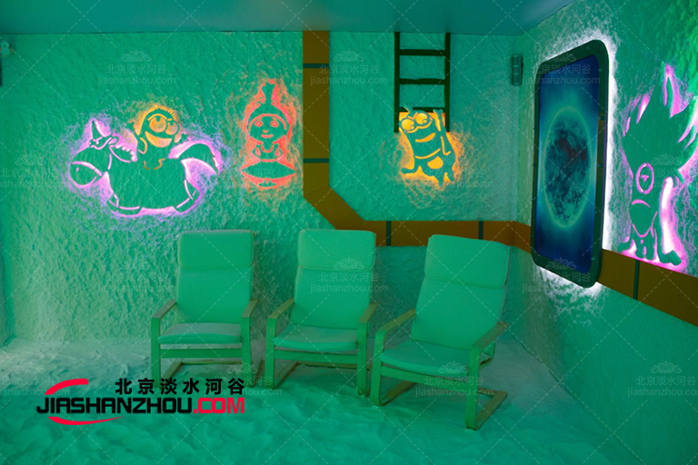 為數(shù)不多的用鹽建造的酒店甚至連家具都用鹽制做