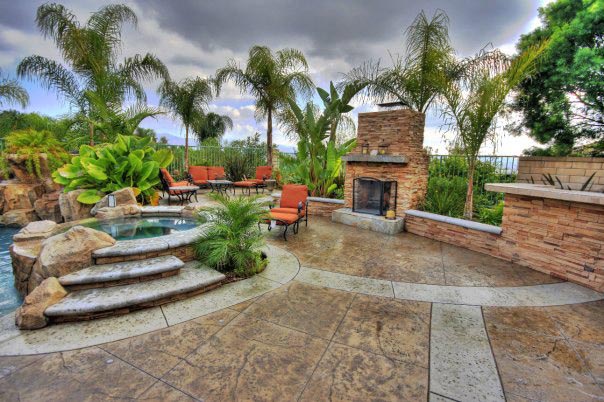 仿真樹帶來的綠色f 景線是一無二的