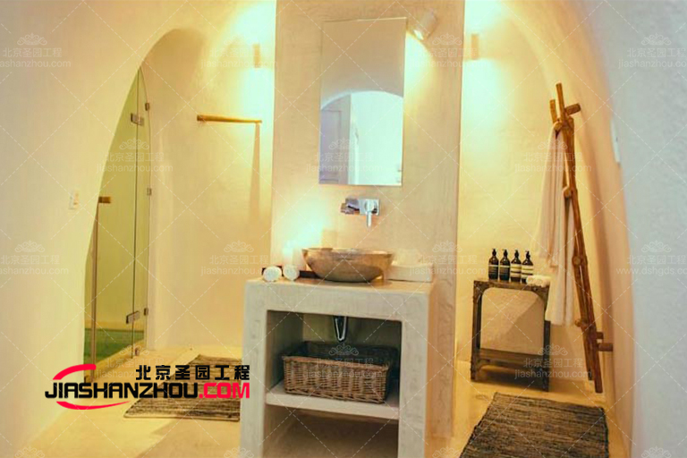 堅固 實(shí)用 時尚的人造養(yǎng)生鹽療酒店值得一試