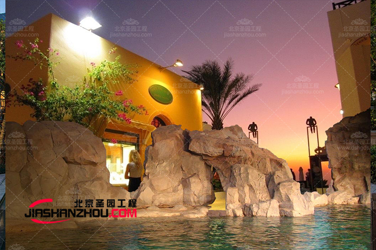 武漢綠地繽紛城叢林水泥塑石假山設計