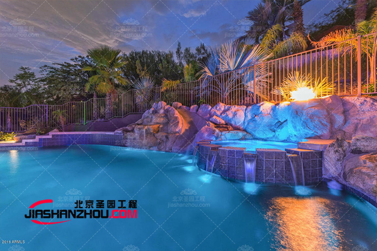 致塑石假山露臺設計制作不僅大還實用