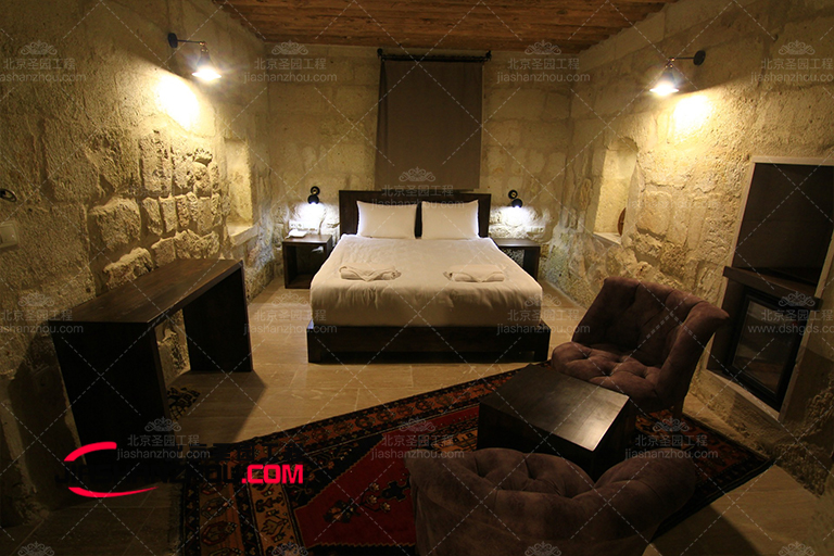 棟洞穴豪宅別墅設計大膽而又迷人