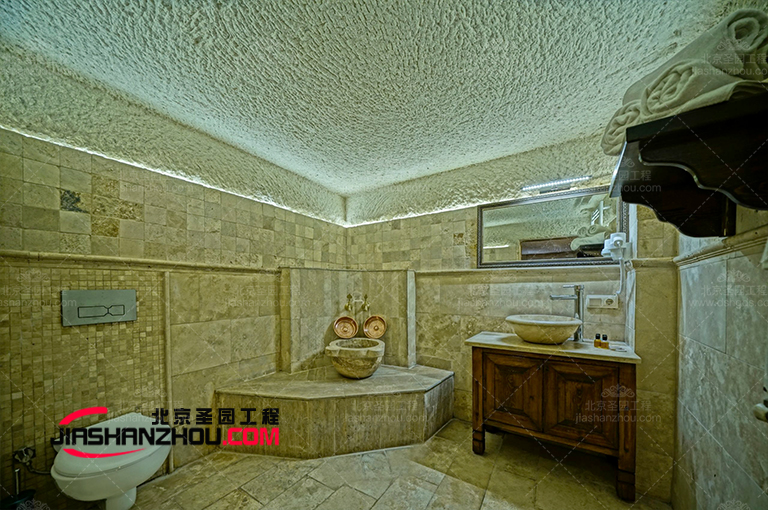 仿真別墅鹽洞豪宅采用石英淋浴墻設(shè)計山洞浴室的優(yōu)缺點(diǎn)