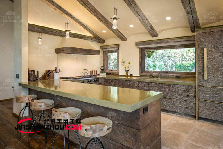 美麗的法式酒店仿真樹皮瓦墻面裝飾溫暖舒適