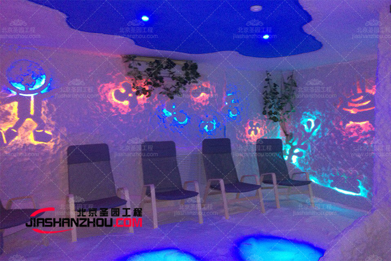 仿真鹽洞酒店設(shè)計(jì)大膽混合了不同顏色 圖案以及紋理