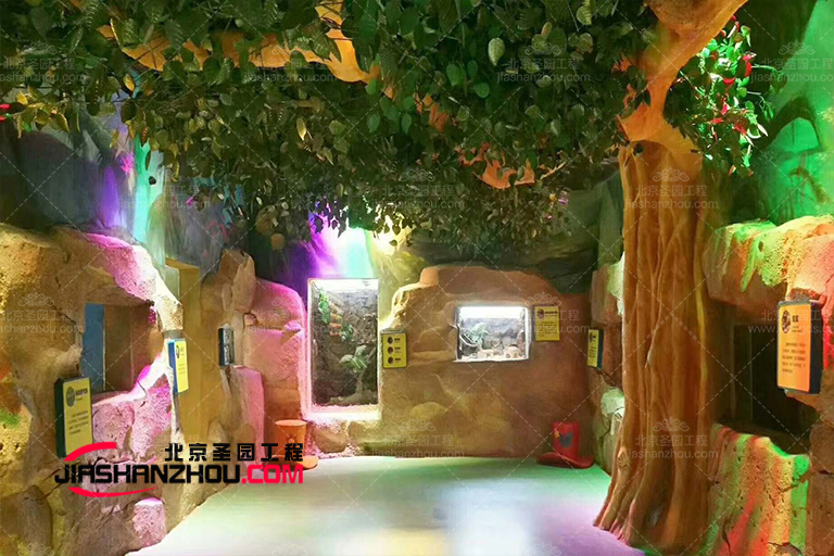 廠家承接5米人工仿真樹裝飾裝飾 新年春節(jié)假樹亮化