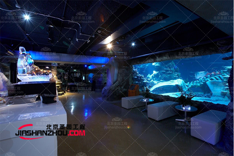 受益于大量自然創意靈感的山西仿天然山洞酒吧設計布局