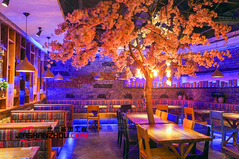 美麗 郁郁蔥蔥人工仿真樹櫻花樹 讓空間引人注目