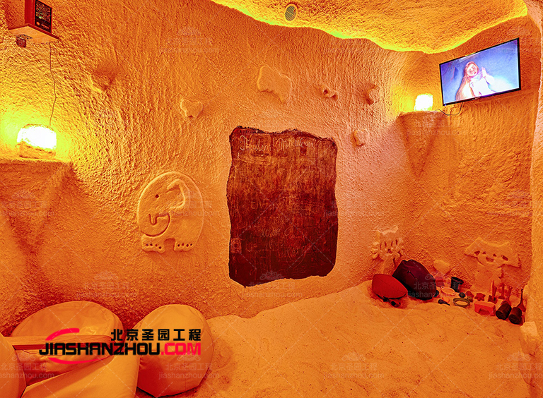 人工仿天然鹽洞酒店設(shè)計具有強烈而優(yōu)雅的外觀