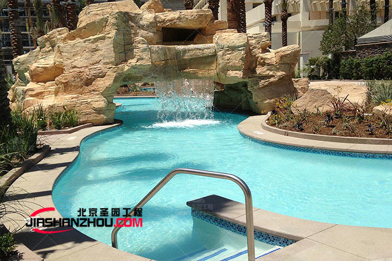 水泥塑石假山與自然原石假山的對比哪個好