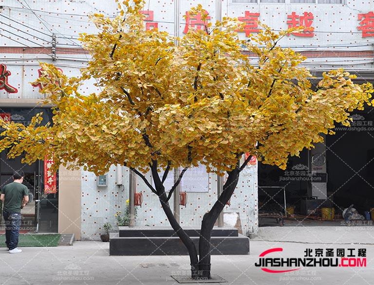 在室內外仿真樹的用途與選購的小竅門