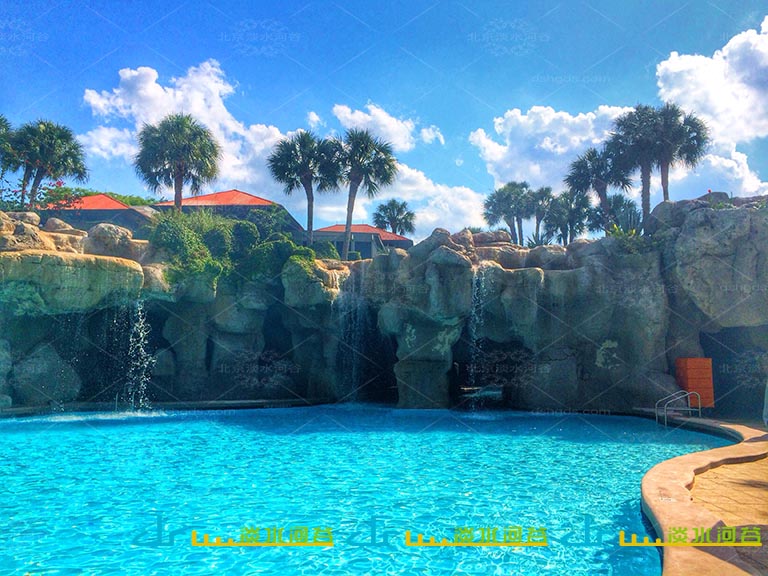 塑石假山可塑性強、還原性好、使用時間長