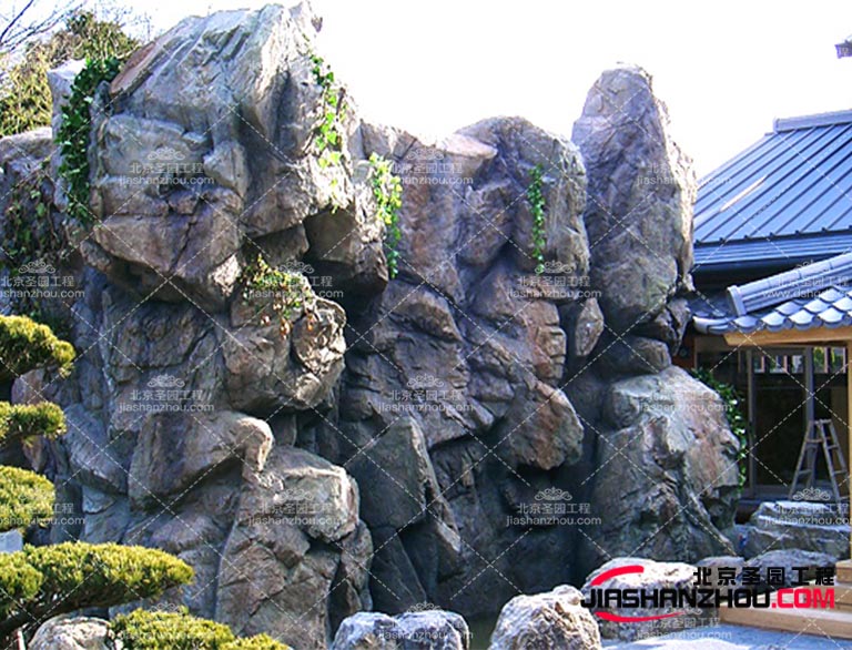 水泥假山壽命是多少年？水泥假山的成本高不高？