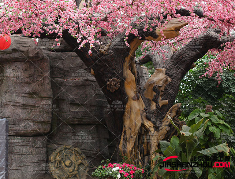 仿真樹在社會上有著很多的優勢但是仿真樹也有一些缺點的