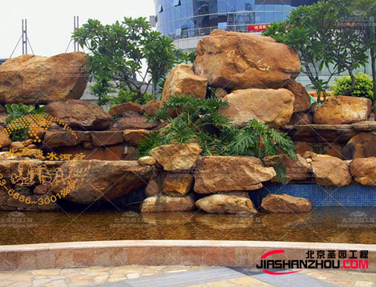 塑石假山其實蘊含了豐富的藝術內涵是藝術的一種表現形式
