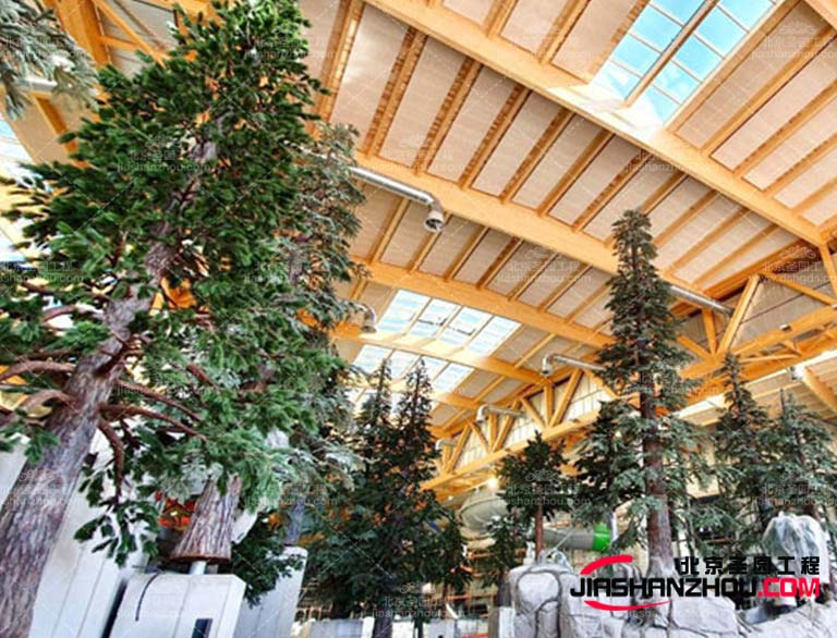 如果人們需要移動仿真樹，應該注意輕拿輕放避免過度拉扯或扭曲