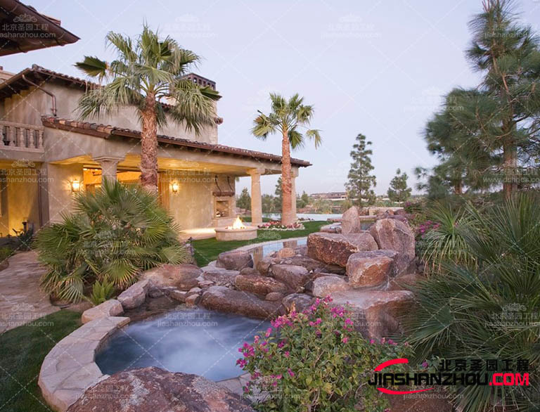 海南三亞室內外仿真樹裝飾 打造自然生態美景