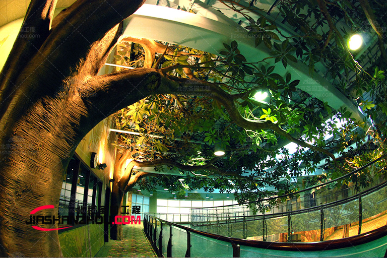 山東室內(nèi)仿真樹讓生活回歸到大自然 無毒環(huán)保效果美