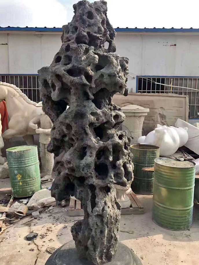 塑石假山.jpg 塑石假山