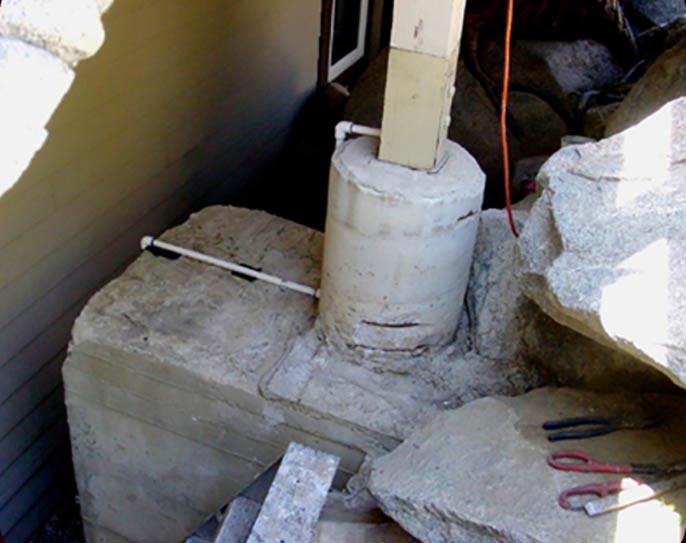 水泥假山.jpg 水泥假山