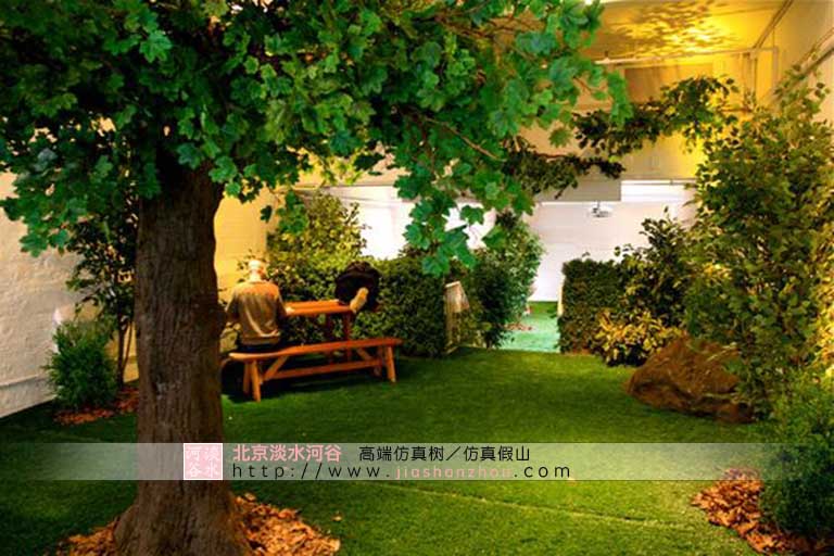 室內(nèi)仿真假樹.jpg 室內(nèi)仿真假樹