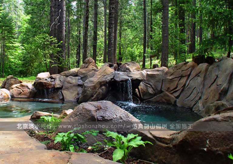 人造假山.jpg 人造假山