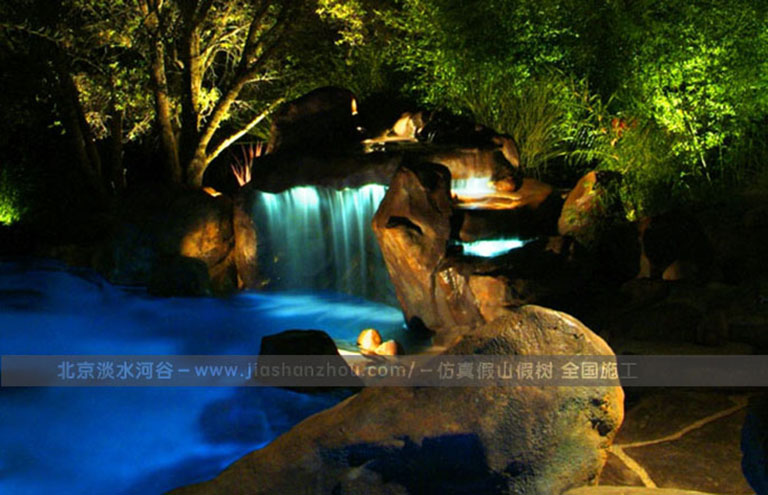 人造假山.jpg 人造假山