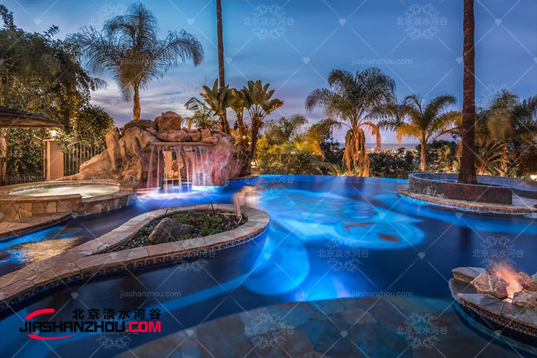 仿真假山水景.jpg 仿真假山水景