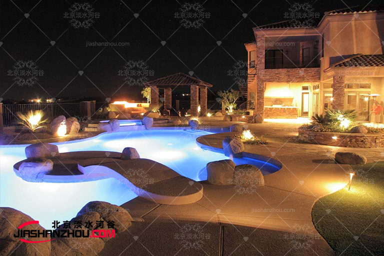 塑石假山.jpg 塑石假山