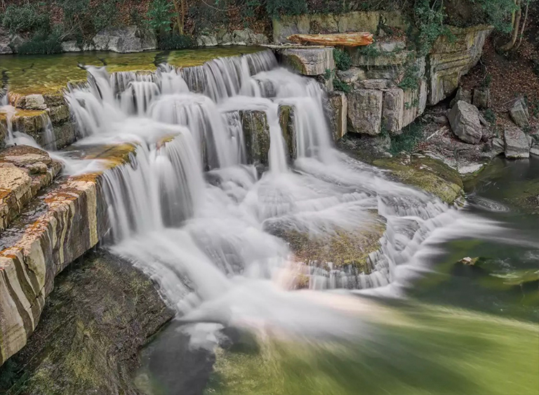 手指湖國(guó)家森林公園在紐約.jpg 手指湖國(guó)家森林公園在紐約