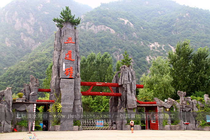 1587110575315813.jpg 1550385611562485.jpg