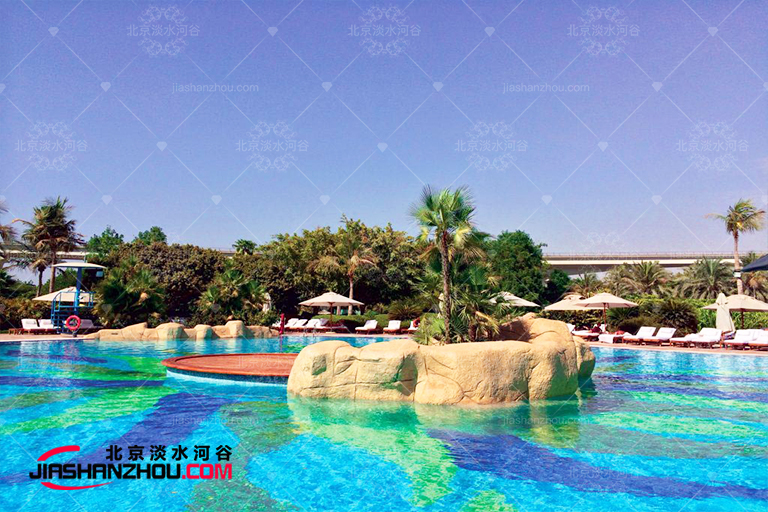 塑石假山.jpg 塑石假山