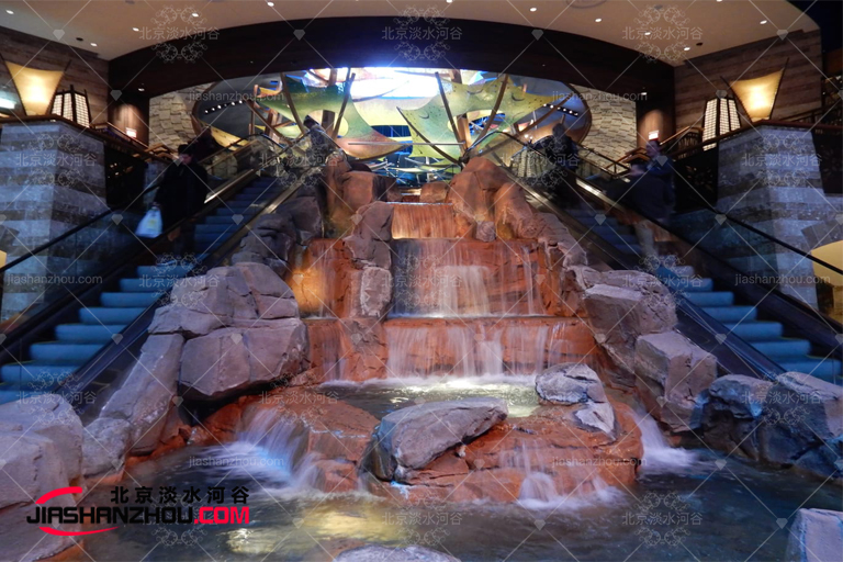 塑石假山.jpg 塑石假山