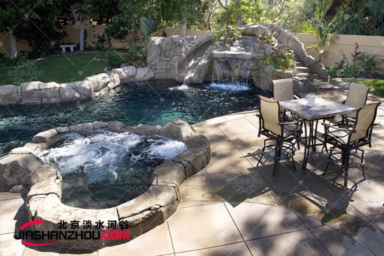 塑石假山.jpg 塑石假山