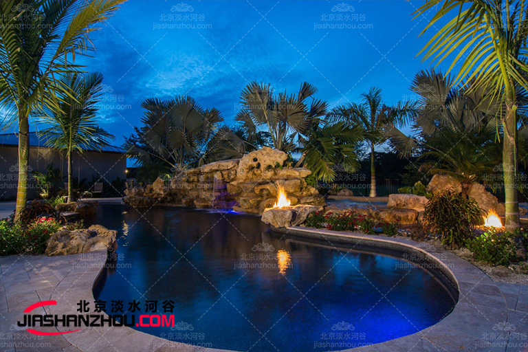 塑石假山.jpg 塑石假山