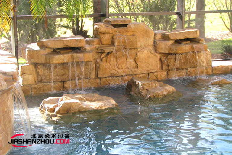 塑石假山.jpg 塑石假山