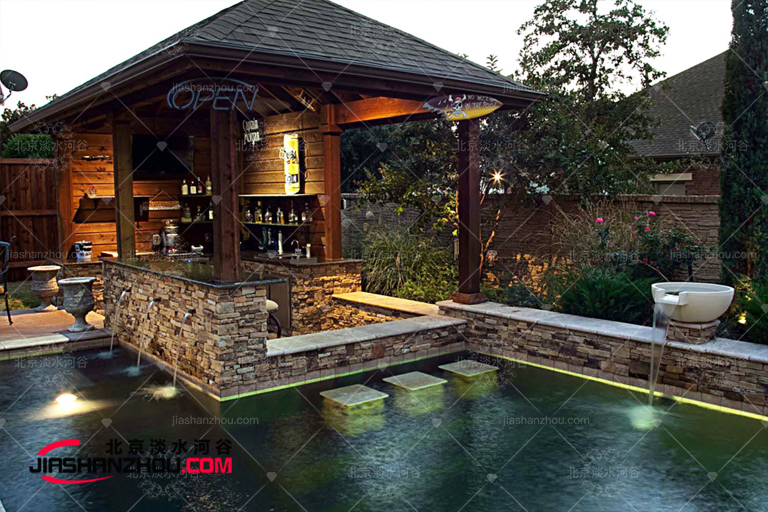 塑石假山.jpg 塑石假山