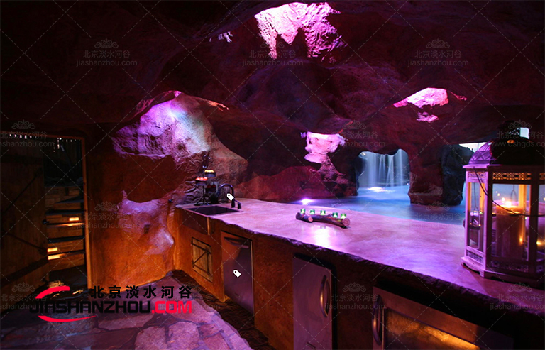 洞穴餐廳.jpg 洞穴餐廳